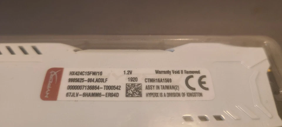 HyperX HX424C15FW/16 32GB DDR4 DIMM PC RAM Memory - Image 3 of 3