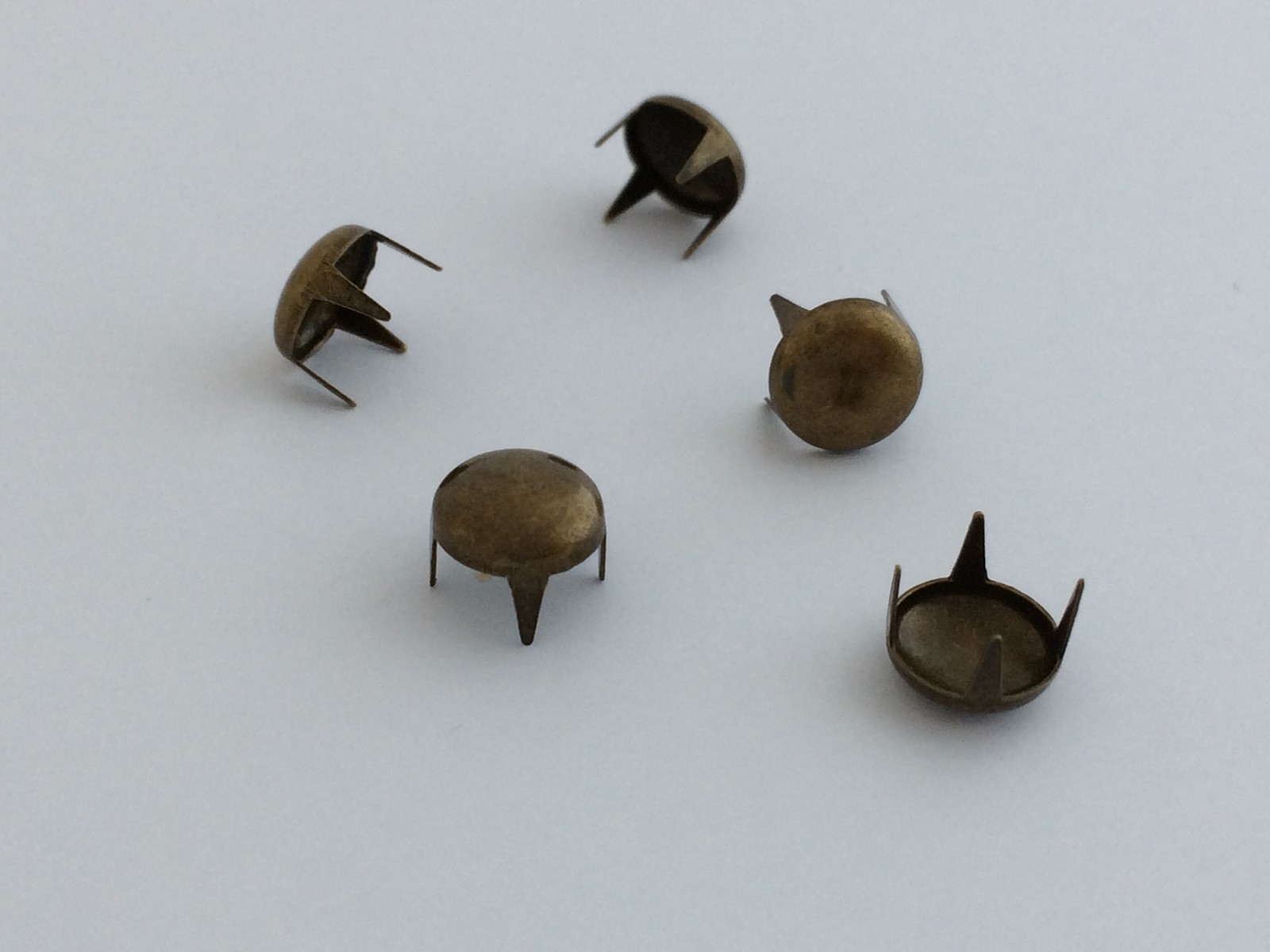 8mm Round Dome Studs Rivets Spike Stud Rivet Claw Leatherwork Shoes