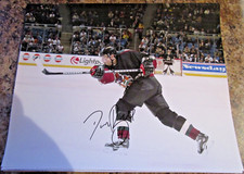 DANIEL BRIERE SIGNED 8X10 MATTE PHOTO ARIZONA COYOTES (A) PHILADELPHIA FLYERS