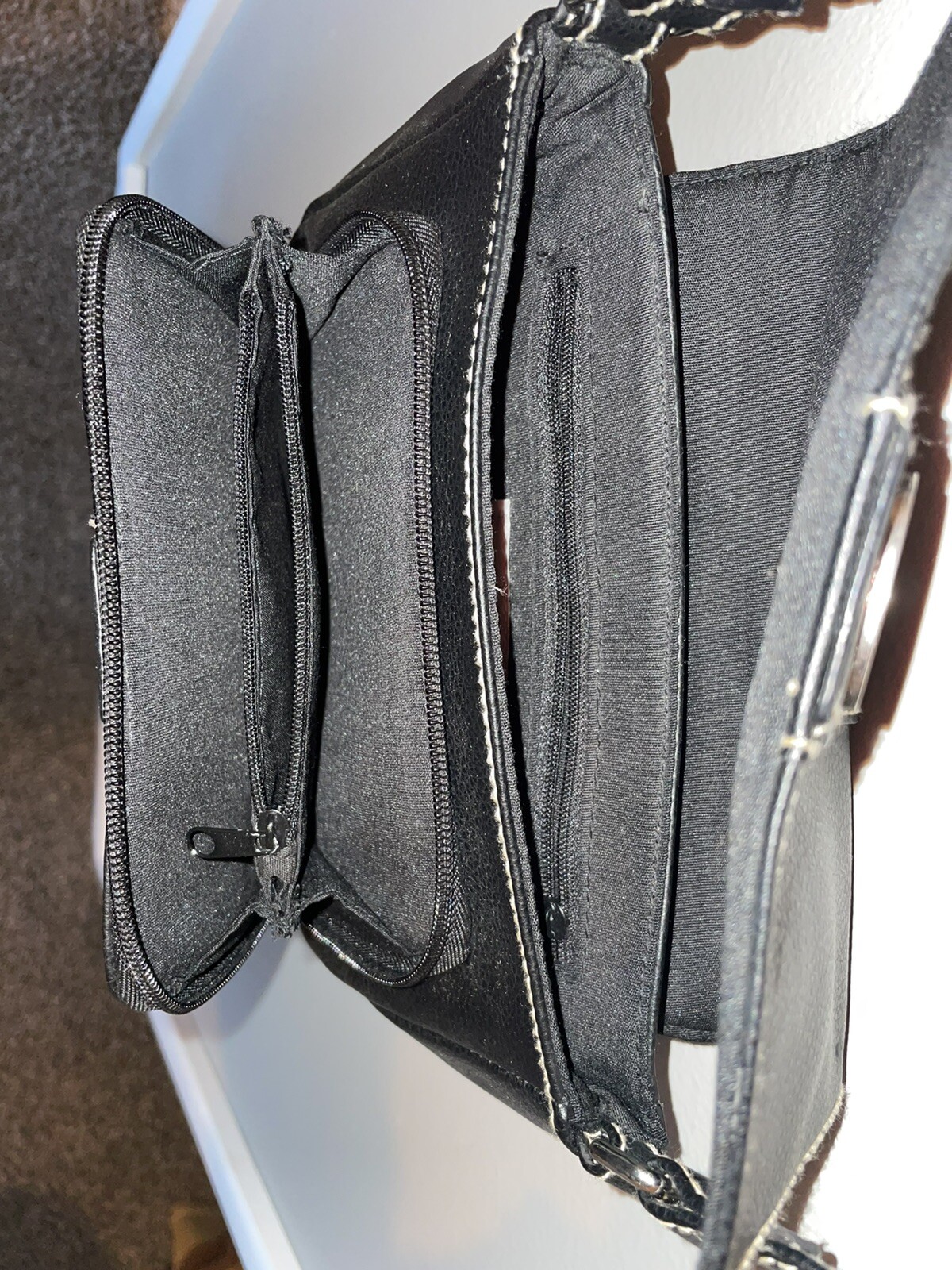 Villager A Liz Claiborne Company Black Purse Crossbod… Gem