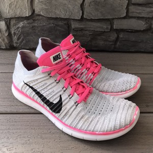 nike free run rosa