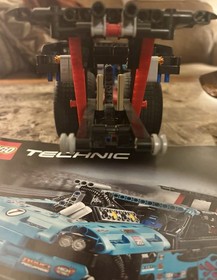 LEGO TECHNIC: Drag Racer (42050)