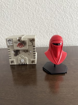Star Wars Galaxy Edge Series 2 Dok Ondar s Mystery Treasure ROYAL GUARD HELMET