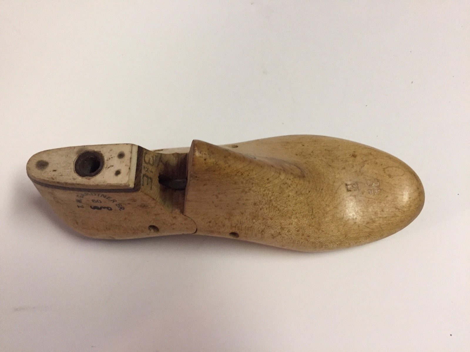 Vintage 1960 Maple Wood Size 3 1/2 E USMCT W Gardiner Shoe Factory