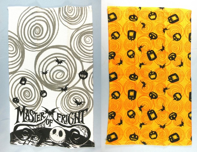 Disney Nightmare Before Christmas Kitchen Towel Set Of 2 For Sale