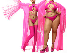 adidas IVY PARK Fringe Oversized Robe Triple Pink Barbie Beyonce Show NEW R 200