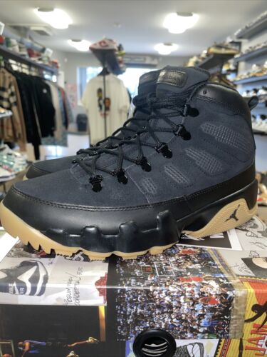 Nike Air Jordan 9 RETRO BOOT NRG Men's Black Gum US Size 9.5 NIB AR4491 025 - Picture 1 of 7