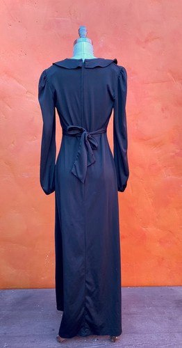 Dark Romantic Vintage 1970s Black Maxi Dress - Ruffle Collar Goth Gothic Witchy - Picture 6 of 6