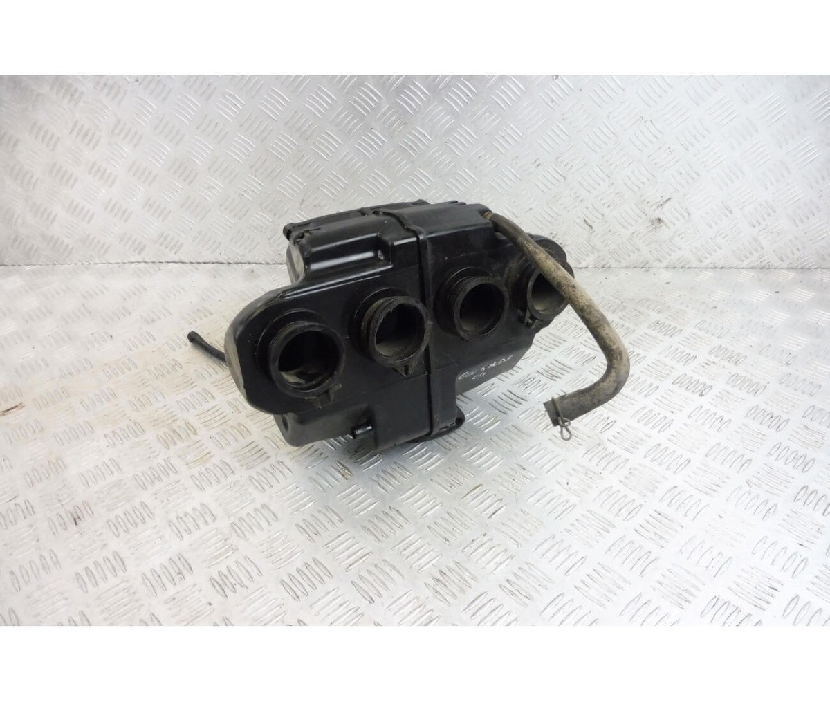 Boîte à Air D'origine Pour Suzuki GSF 600 Bandit 2000-2004 - Occasion Bon état
