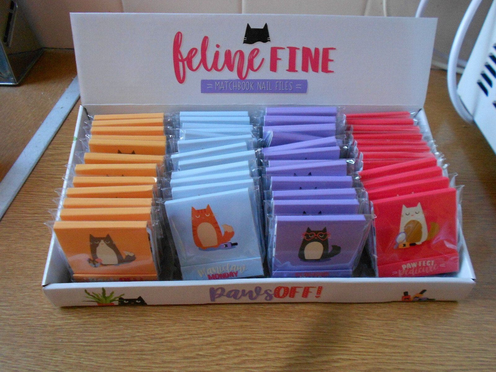 1 X Cute Cat Design Matchbook Nail File Book of Emery Boards Feline