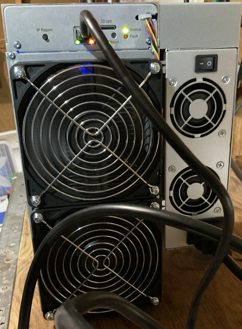 Goldshell KD Lite 16.2T Ships from USA. Kadena coin ASIC miner. Very good condit