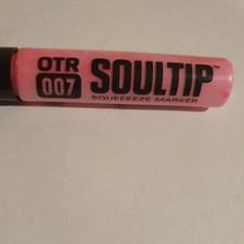 On The Run OTR.007 NEON PINK Soultip 6MM mohair tipped squeezable Paint Marker