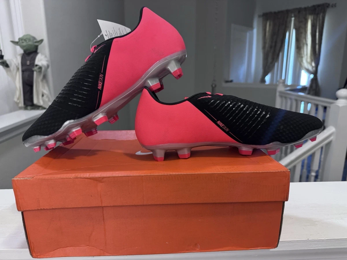 Preços baixos em Nike Phantom Venom Academy FG Black Laser Crimson