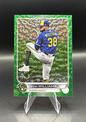2022 Topps Series 2 Devin Williams #26 Green Foil /499 (EX)