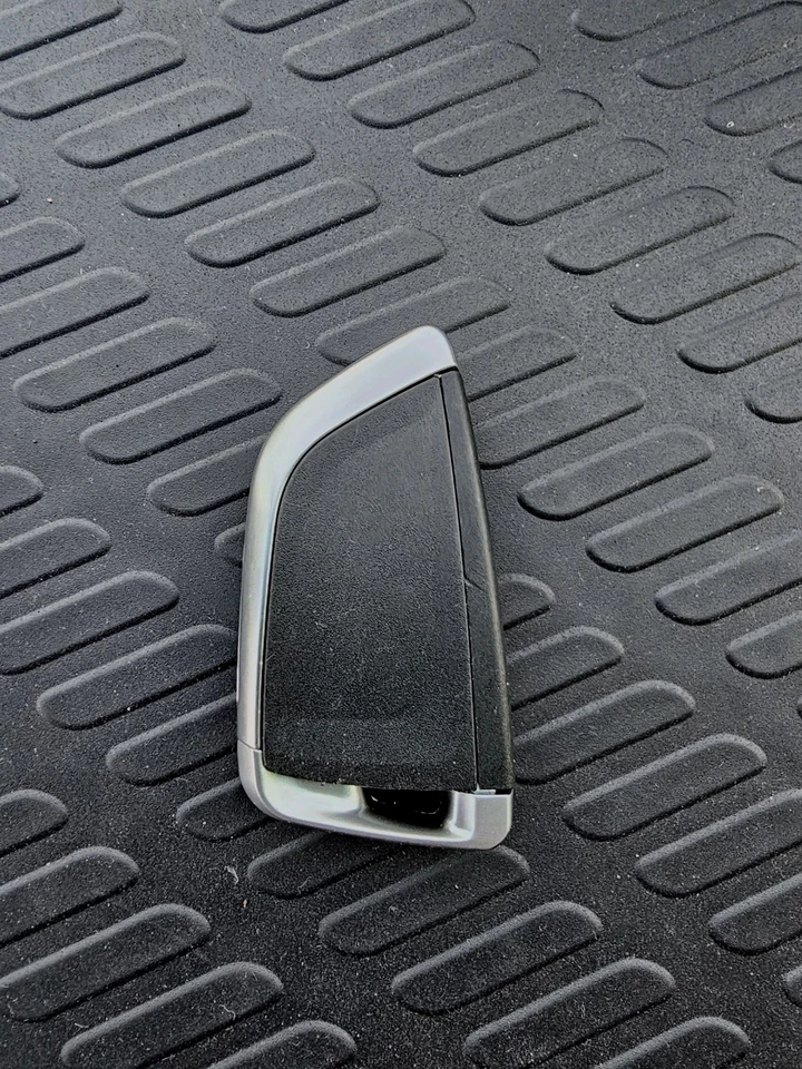 NEW OEM BMW G SERIES M SPORT BDC2 REMOTE KEY 433MHZ 49CHIP BLANK, 4 BTNS - Image 4 of 4