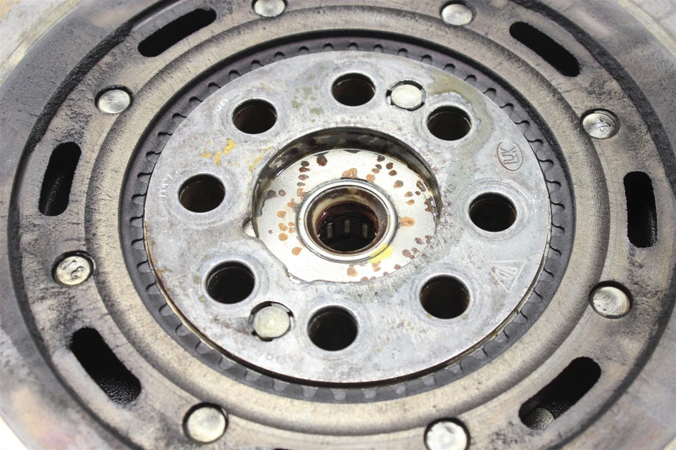 2004 Porsche Boxster S 3.2 6 Speed Flywheel Dual Mass 97-04 - Image 4 of 4