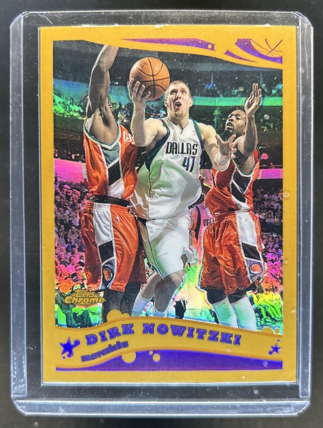 2005-06 Topps Chrome Dirk Nowitzki Refractor Gold #/99 Mavericks