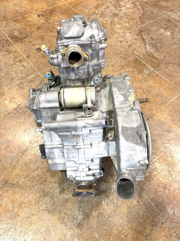 Arctic Cat 550 EFI 2009 2014 motor completo en buen estado Foto 3 de 4