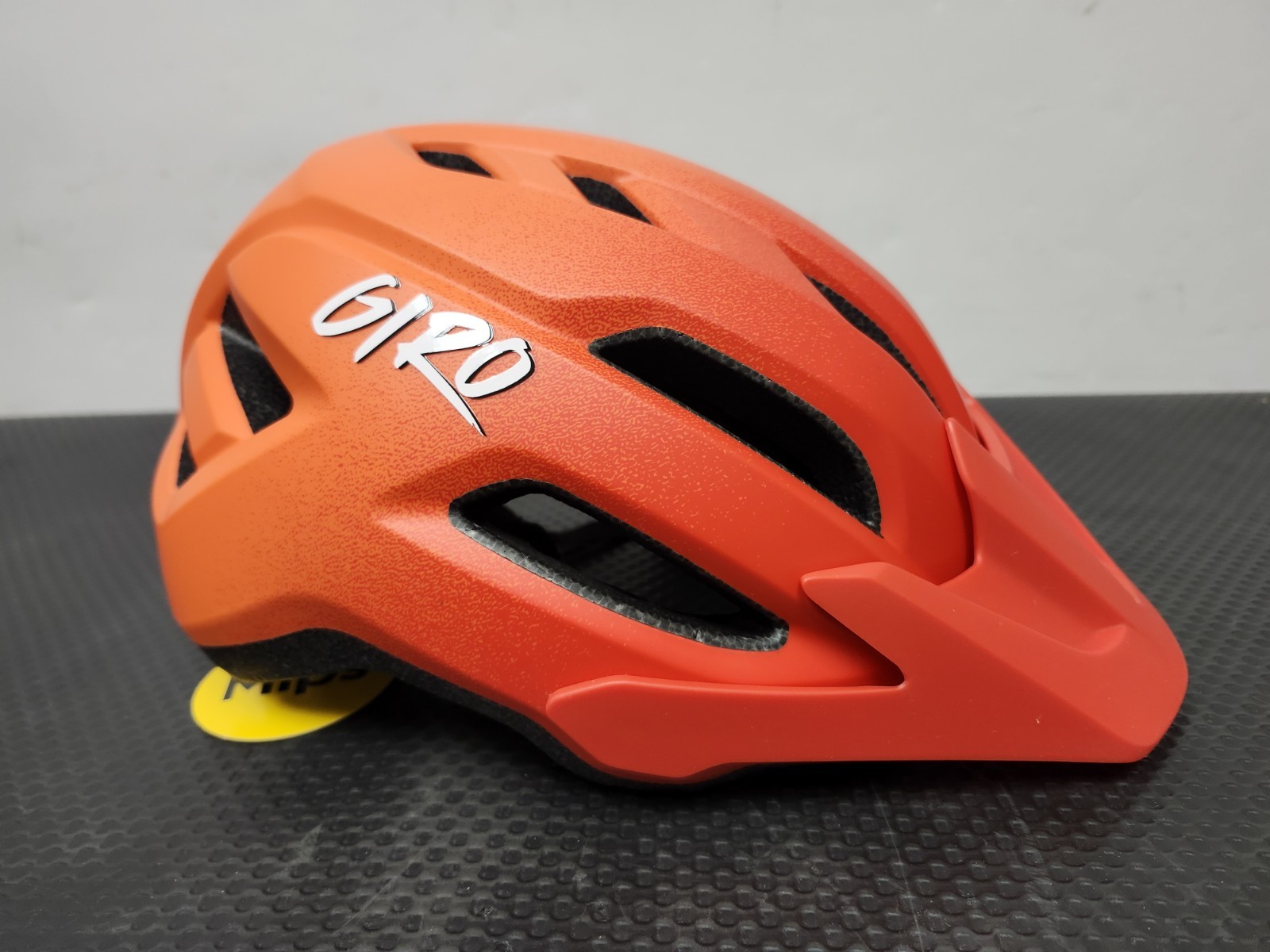 Giro Fixture MIPS II Road Bike Helmet - Matte Red Fade Unive
