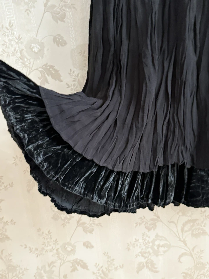 Falda De Colección Alberto Makali Terciopelo Arrugado Talla 6 Gótico Bruja Hada Oscura Cachicho Foto 3 de 4