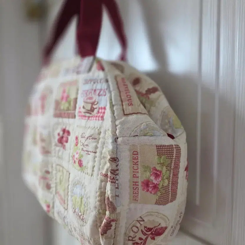 Patchwork Shoulder Bag - Unique Design, Spacious,… - image 5