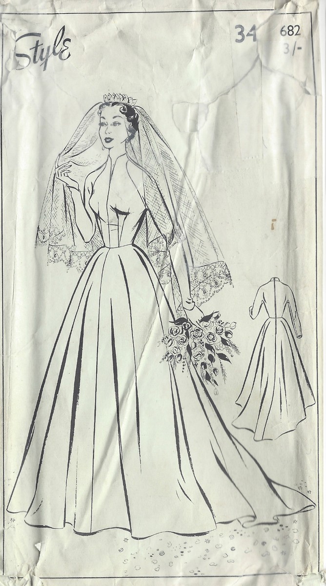 スーツ・フォーマル・ドレス 1950s Vintage Wedding Gown 1950s Vintage Wedding Dresses & Shoes History