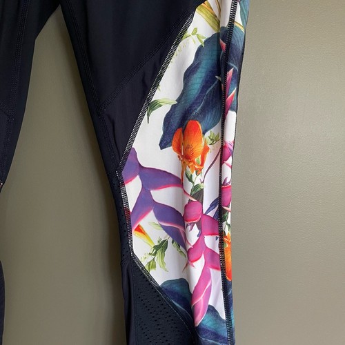 ATHLETA Tropical Precision Leggings Size Small Navy Blue Floral Mesh Panels Gym - Picture 12 of 23