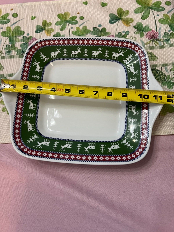 Wedgwood Home NORDICA Porcelain Serving Plate 10" Reindeer Trees Red