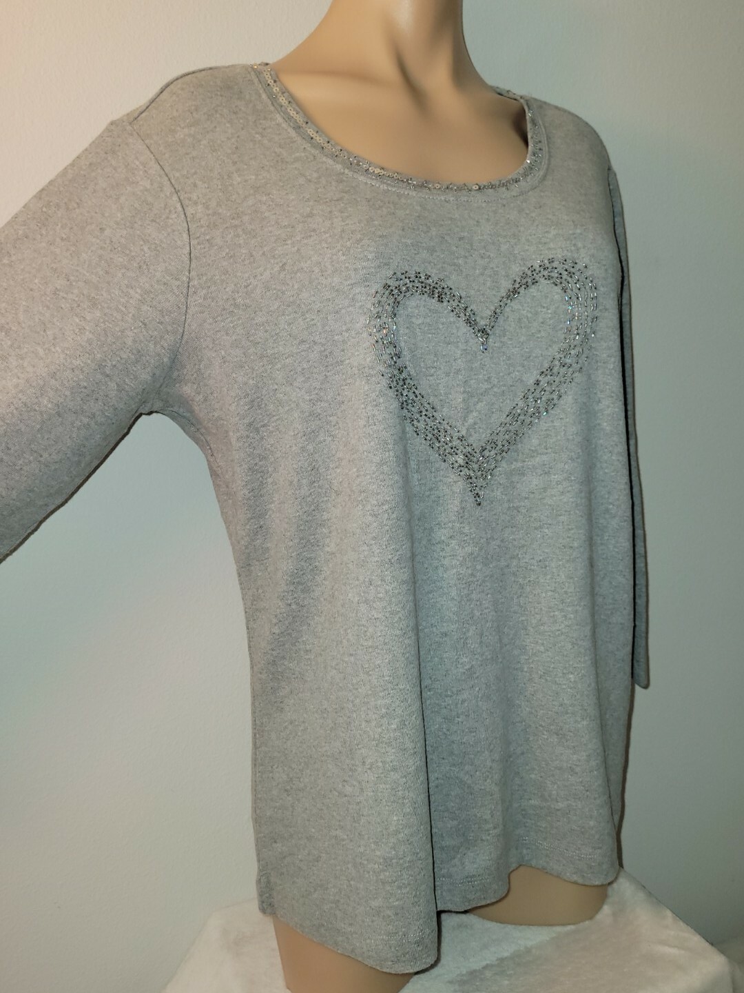 Quacker Factory Medium Gray Sequin Embellished He… - image 2