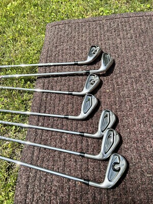 golf iron set used titleist T300 5-PW, AW Includes Super Lightcarbon Players Bag