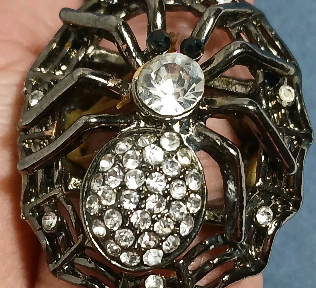 Goth Spider & Web Costume Statement Ring Stretch/… - image 1