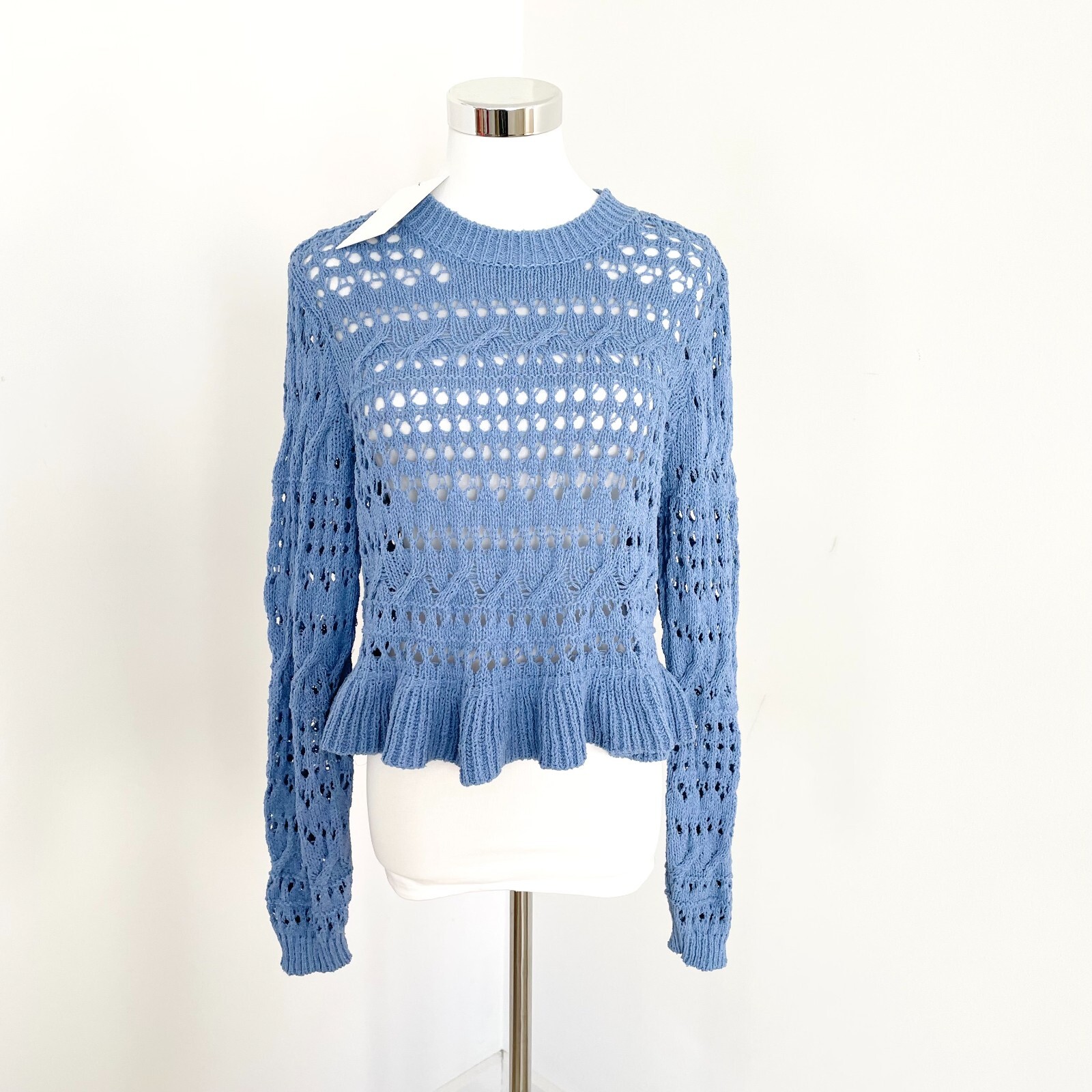 YAS Stucca Open Knit Jumper Size M Pullover Sweater Long Sleeve Crop Blue New