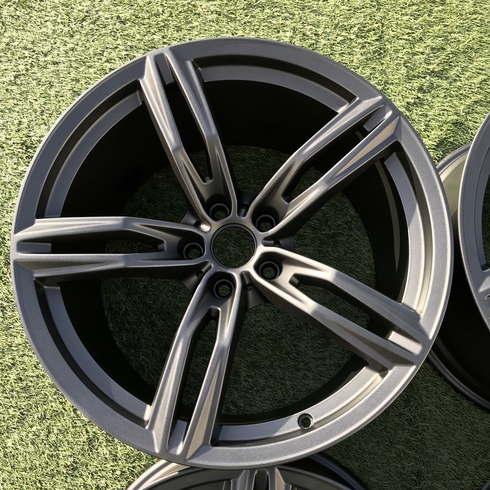 19" LAMBORGHINI RIMS GENUINE FACTORY OEM GUNMETAL GREY FINISH HURACAN
