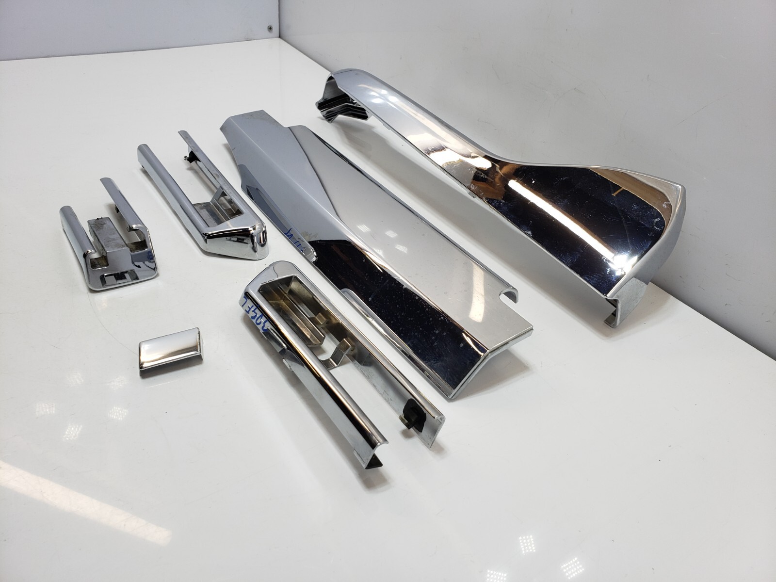 ✅ 10-14 OEM Rolls Royce Ghost RR4 Front Left Driver Seat Rail Trim SET NOTE*