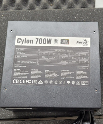 Aerocool Cylon 700W, PC-Netzteil, schwarz 80plus PSU