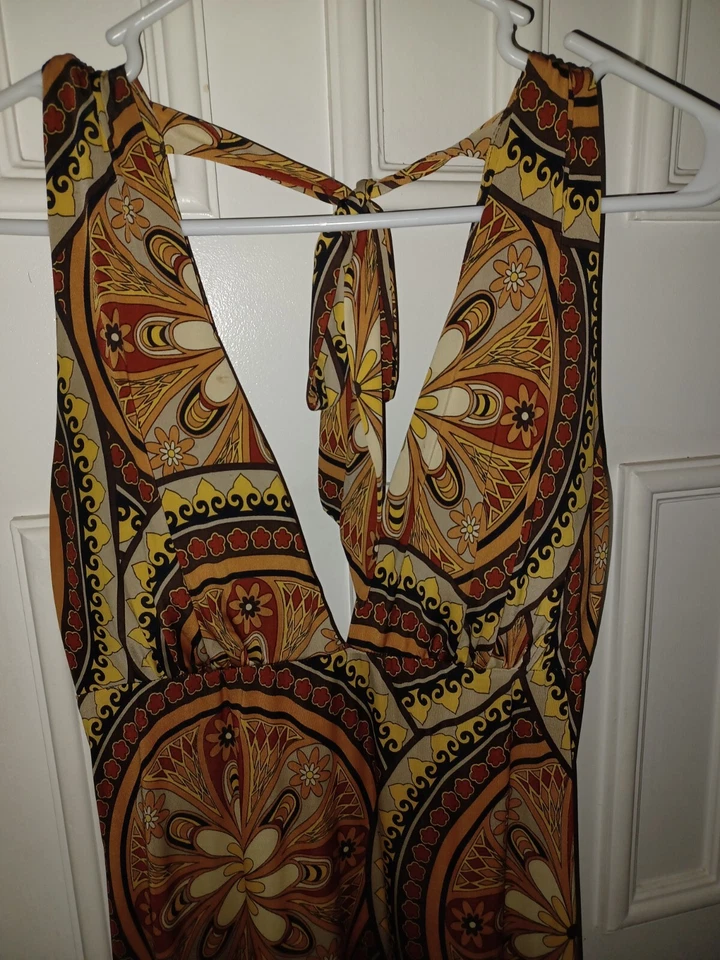 Vestido XOXO Design comprimento total tamanho médio - Imagem 2 de 4