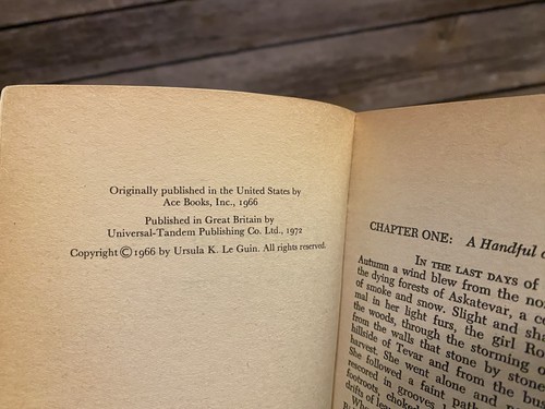 Planet of Exile Ursula K Le Guin PB 1972 Universal Tandem UK Vintage Paperback - Imagen 7 de 8