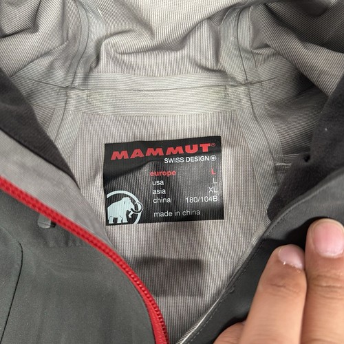 Mammut Dry Tech Premium Waterproof Gorpcore Hooded Windbreaker Jacket Men Size L - Picture 8 of 17