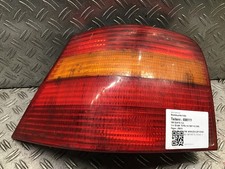 Rückleuchte links  VW Golf IV (1J)  Heckleuchte links 698111