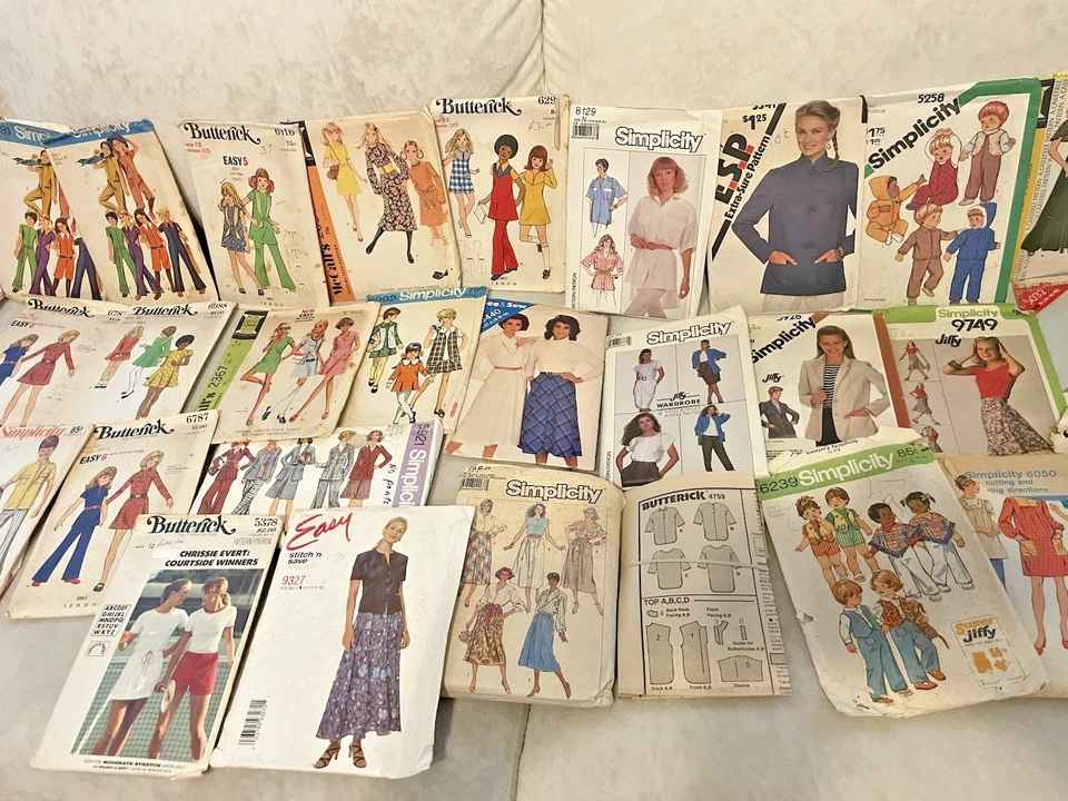 Lote de 75 patrones de costura vintage diferentes de los años 70 y 80 cortados y sin cortar 8 libras. Foto 3 de 4