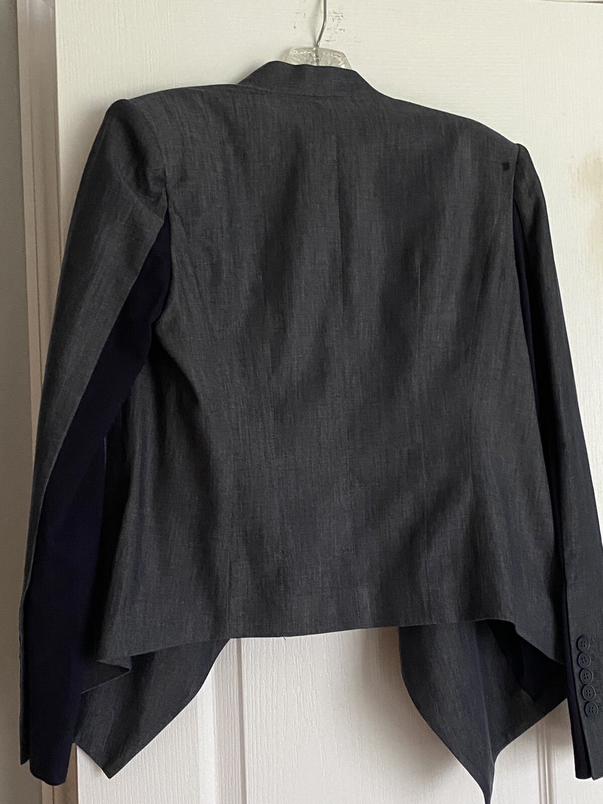 BCBG Maxazaria Blazer Jacket Stretch Buttonless G… - image 4