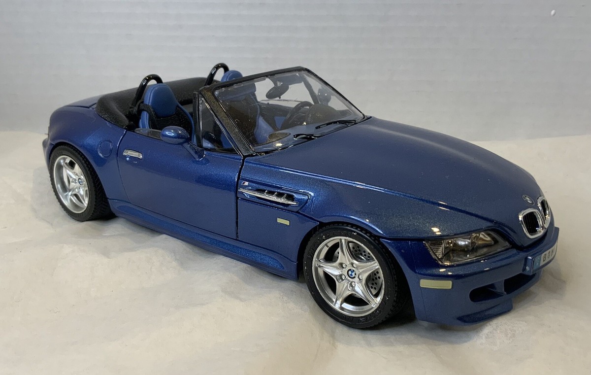 1996 BMW M3 Roadster 1/18 9” diecast car Burago Bijoux Collection 