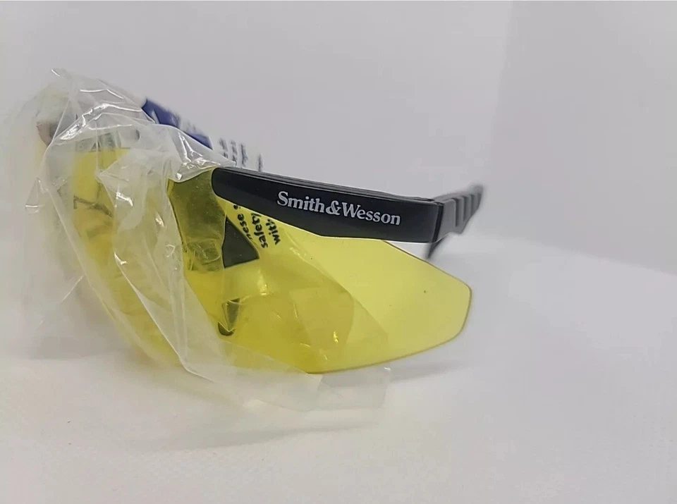 Smith And Wesson Eyewear Yellow Magnum 3G Safety Glasses Z87 - Image 2 of 3