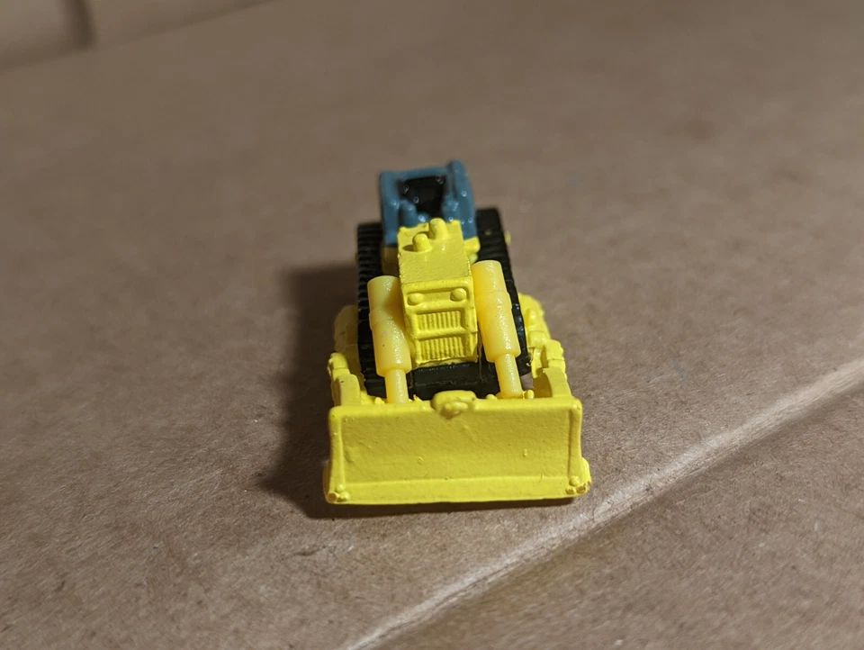 Bulldozer amarillo Tomy Yujin 2006 juguete equipo de construcción Foto 4 de 4