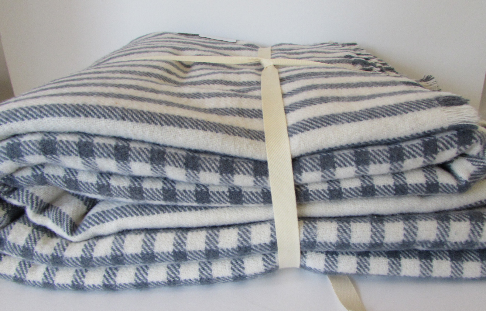 Berkshire Revive 100 Merino Wool Bed Blanket King 108"x96" Timeless