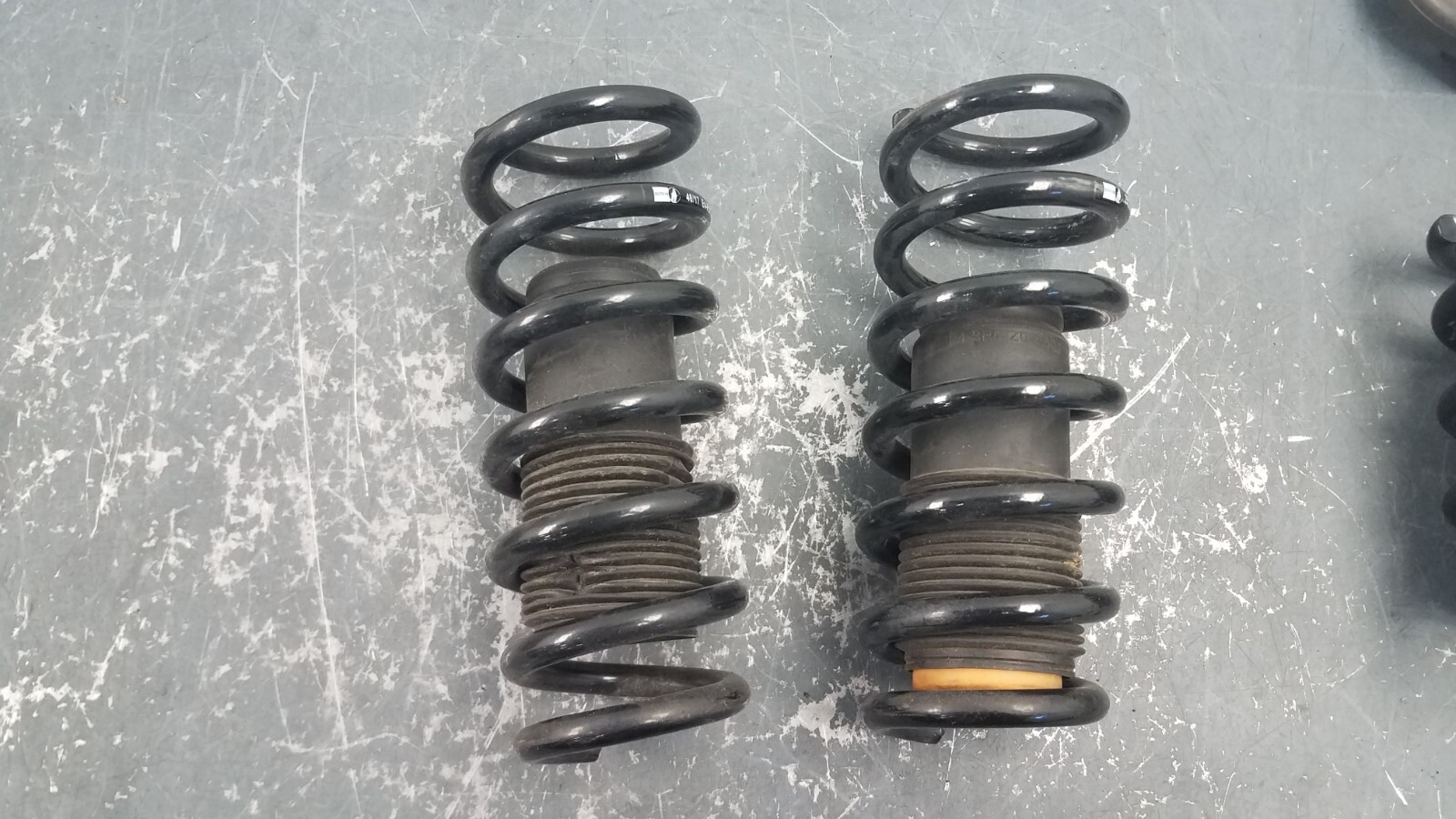 Lamborghini Huracan  OEM Shock Spring Set #7704 B5