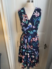 TALBOTS NAVY FLORAL FIT & FLARE DRESS-RIBBON BELT-SIZE10-NWOT- LOVELY FEMININE!!