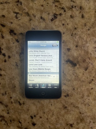 Apple iPod Touch 2nd Generation A1288 Black 16GB Tested Works 83 Songs - Picture 3 of 9