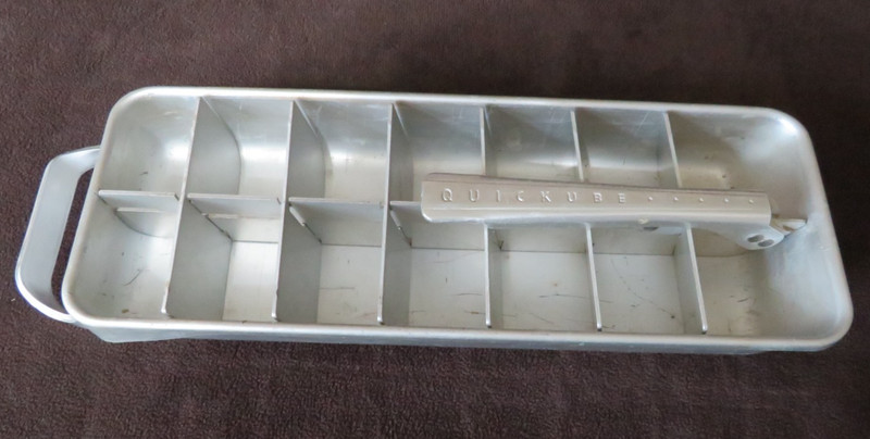 Vintage Frigidaire Aluminum Quickube Icecube Tray w/a Quick Release Handle