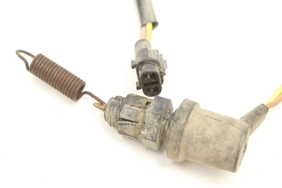 Interruptor de luz de freno Yamaha Grizzly 450 EPS 14 4KB-82530-10-00 52674 Foto 2 de 2